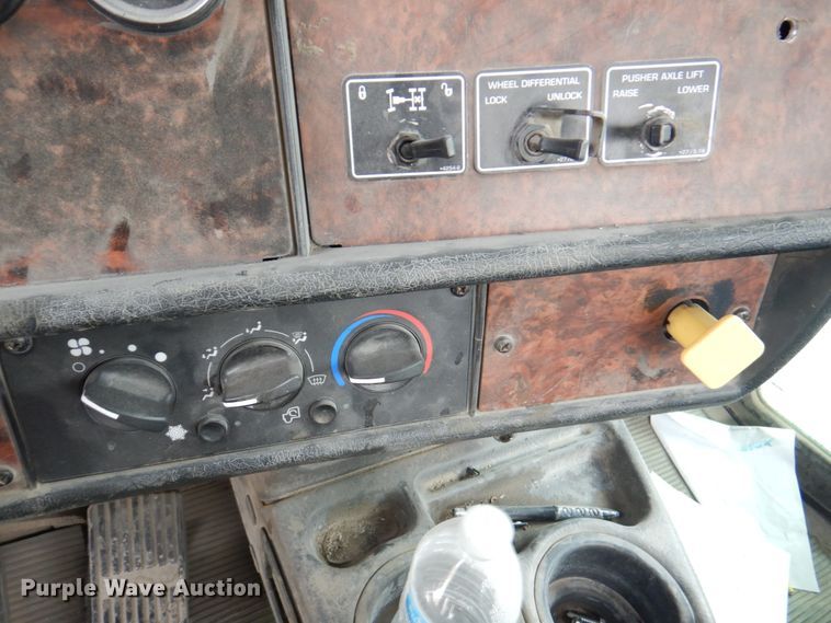 image for item DN1446 2005 Kenworth W900S  ready mix truck