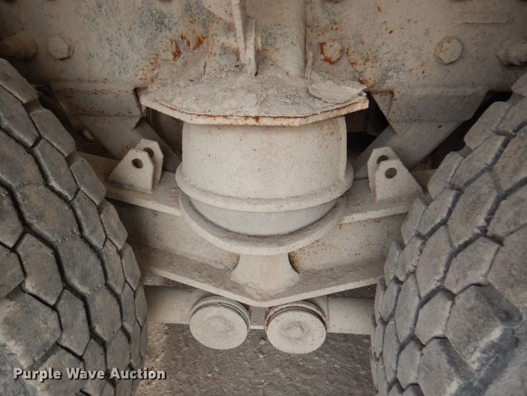 image for item DN1446 2005 Kenworth W900S  ready mix truck