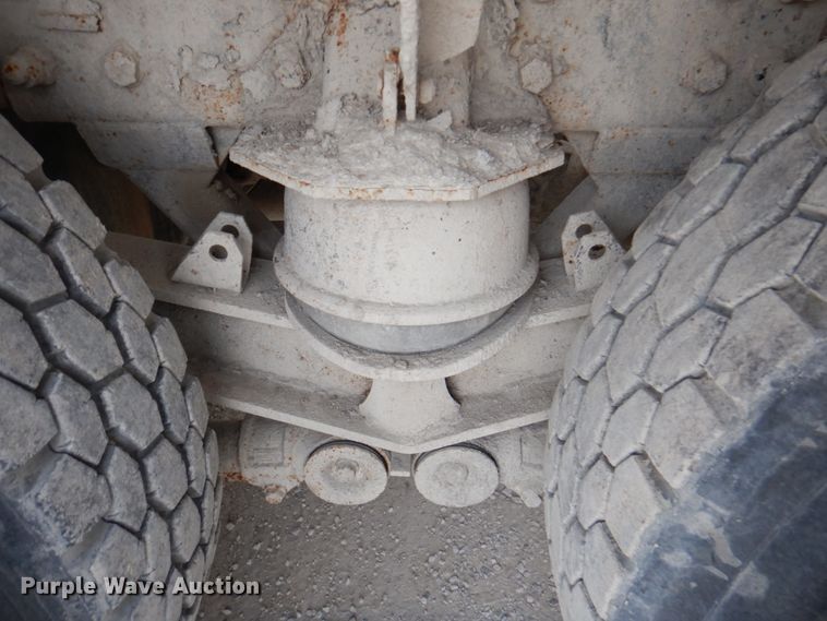 image for item DN1446 2005 Kenworth W900S  ready mix truck