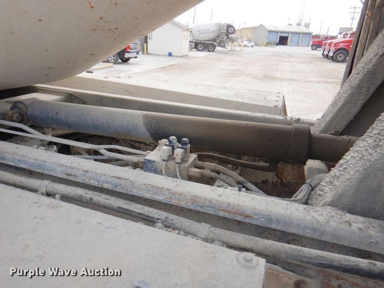 image for item DN1446 2005 Kenworth W900S  ready mix truck