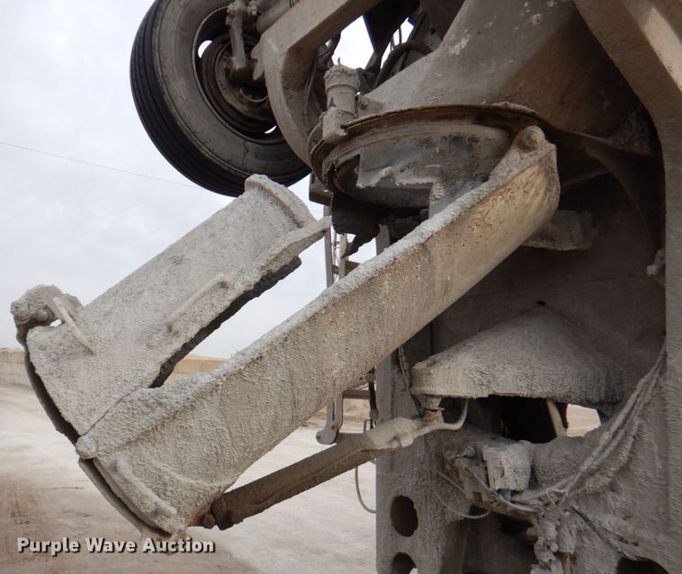 image for item DN1446 2005 Kenworth W900S  ready mix truck