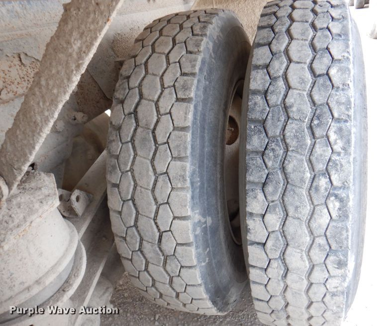 image for item DN1446 2005 Kenworth W900S  ready mix truck