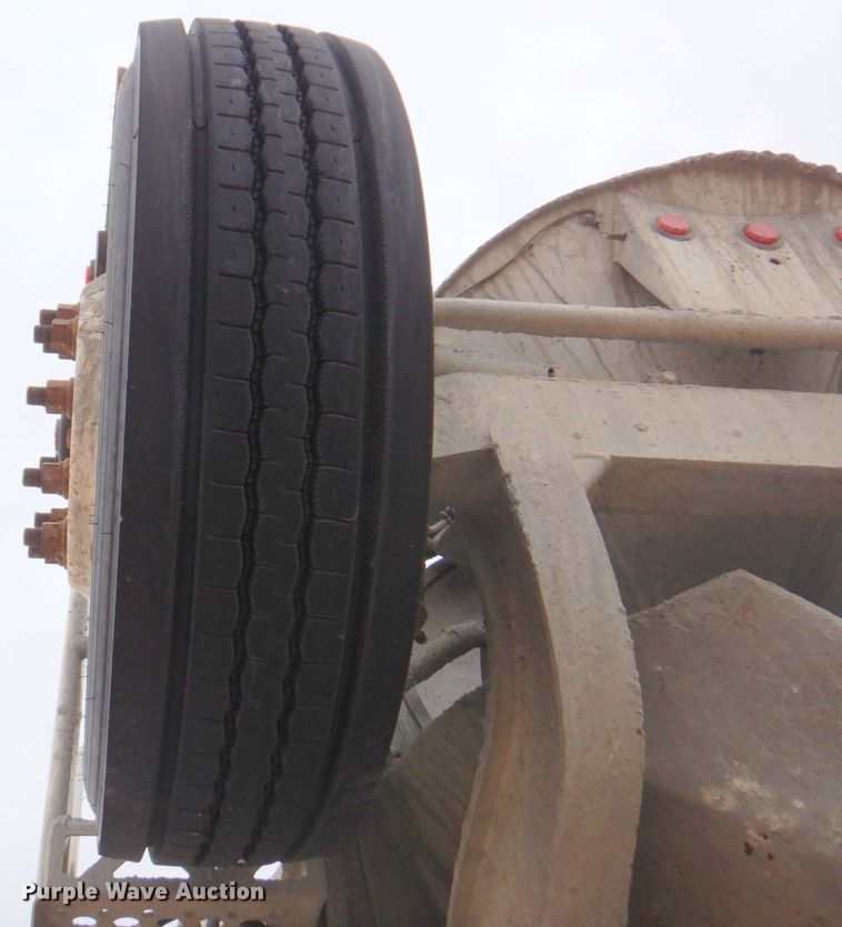 image for item DN1446 2005 Kenworth W900S  ready mix truck