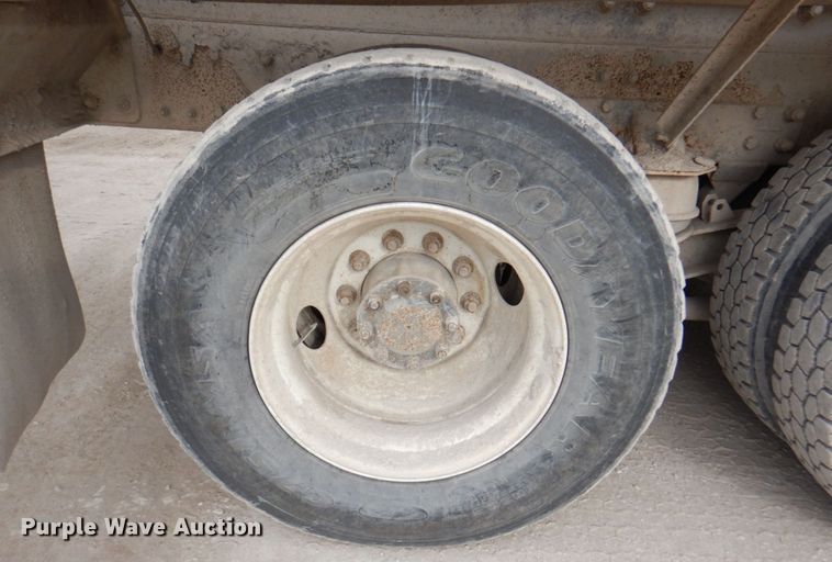 image for item DN1446 2005 Kenworth W900S  ready mix truck