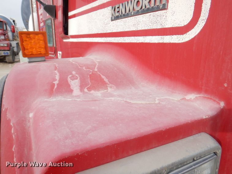 image for item DN1447 2005 Kenworth W900S  ready mix truck