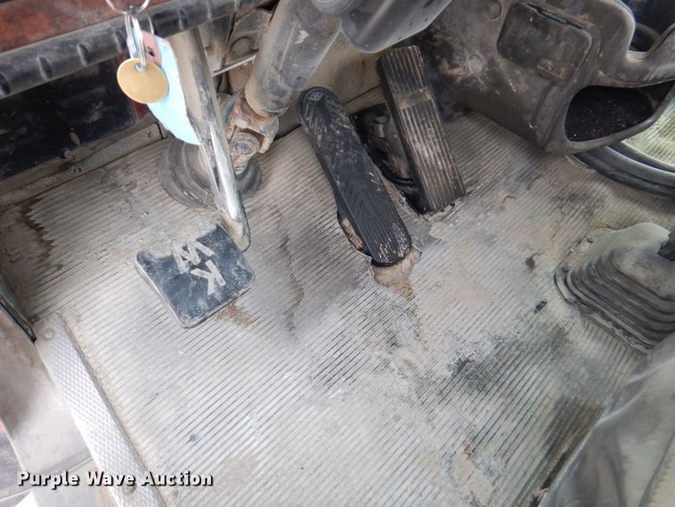 image for item DN1447 2005 Kenworth W900S  ready mix truck