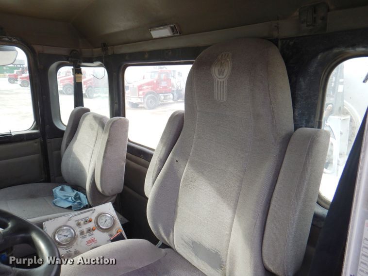 image for item DN1447 2005 Kenworth W900S  ready mix truck