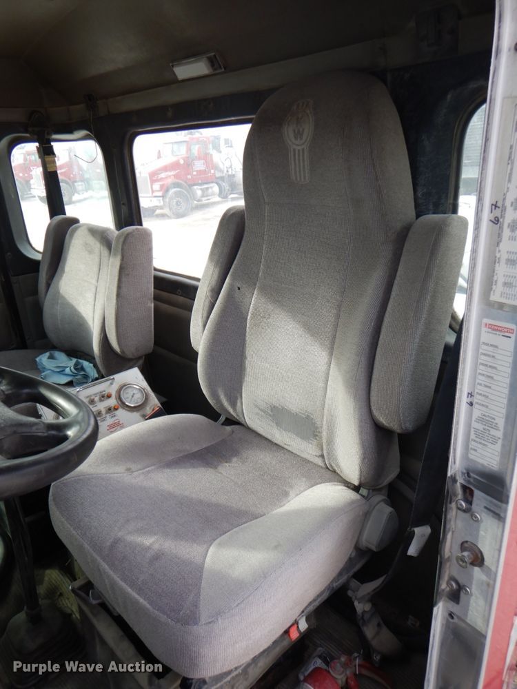 image for item DN1447 2005 Kenworth W900S  ready mix truck