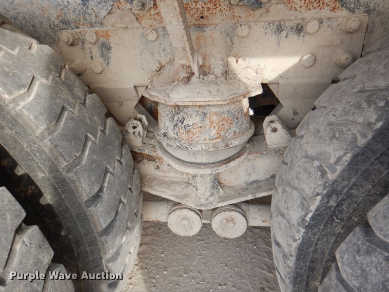 image for item DN1447 2005 Kenworth W900S  ready mix truck