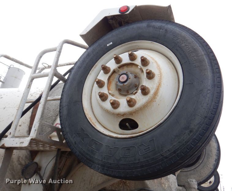 image for item DN1447 2005 Kenworth W900S  ready mix truck