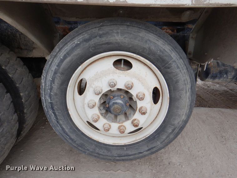 image for item DN1447 2005 Kenworth W900S  ready mix truck