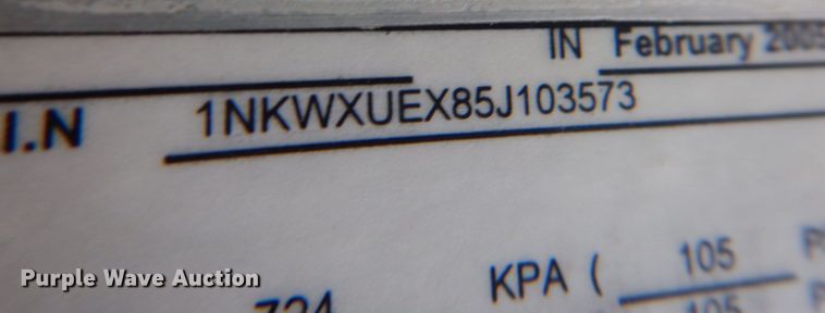 image for item DN1447 2005 Kenworth W900S  ready mix truck