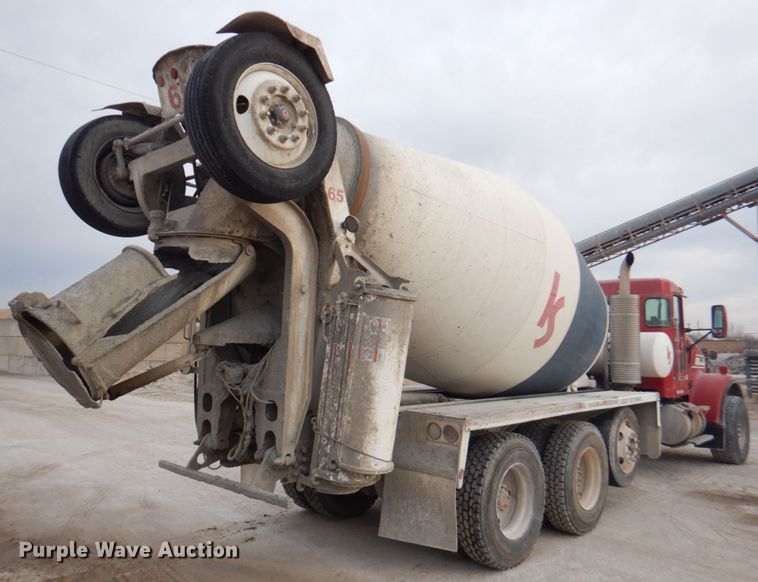 image for item DN1448 2005 Kenworth W900  ready mix truck