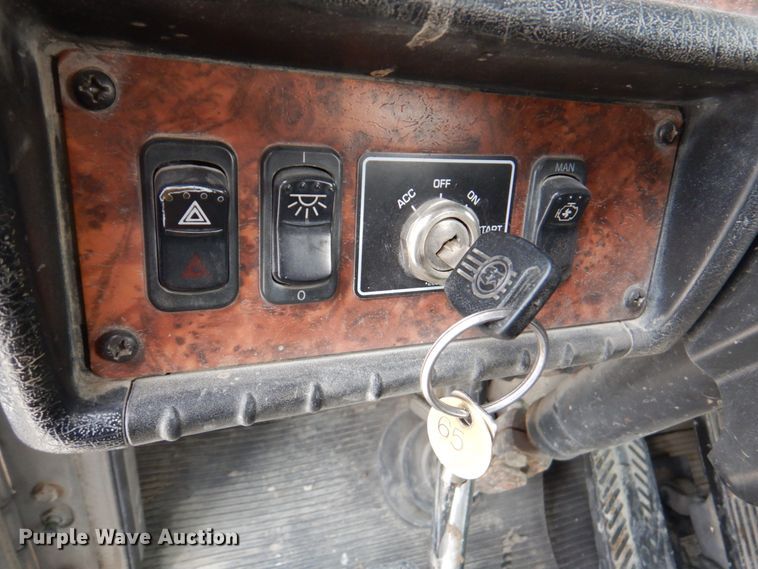 image for item DN1448 2005 Kenworth W900  ready mix truck