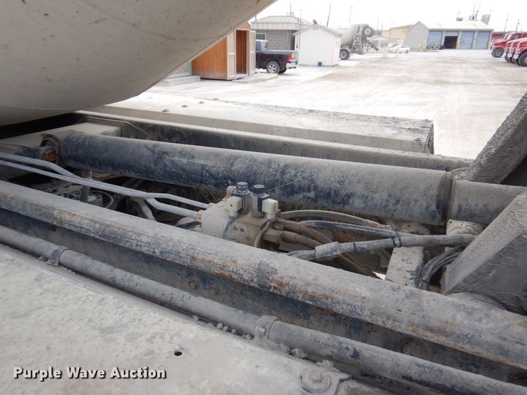 image for item DN1448 2005 Kenworth W900  ready mix truck