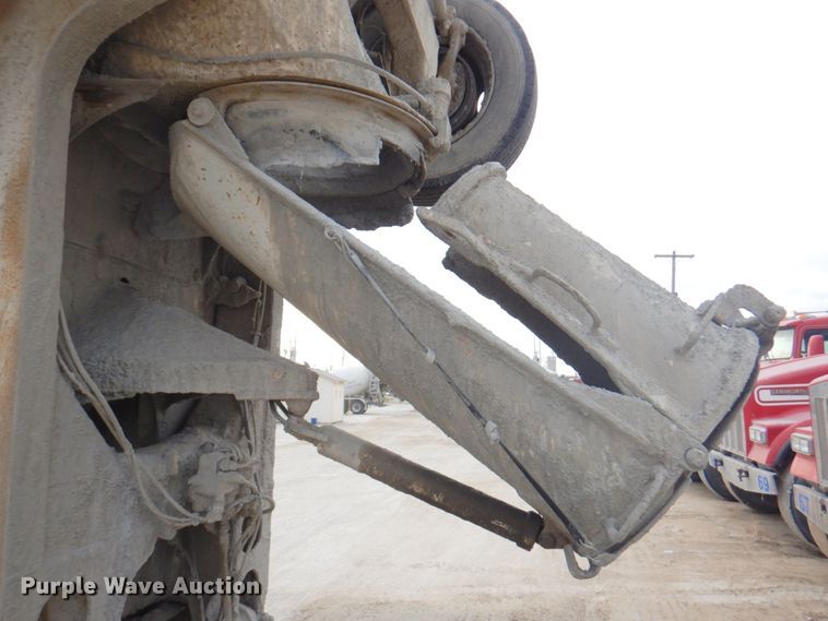 image for item DN1448 2005 Kenworth W900  ready mix truck