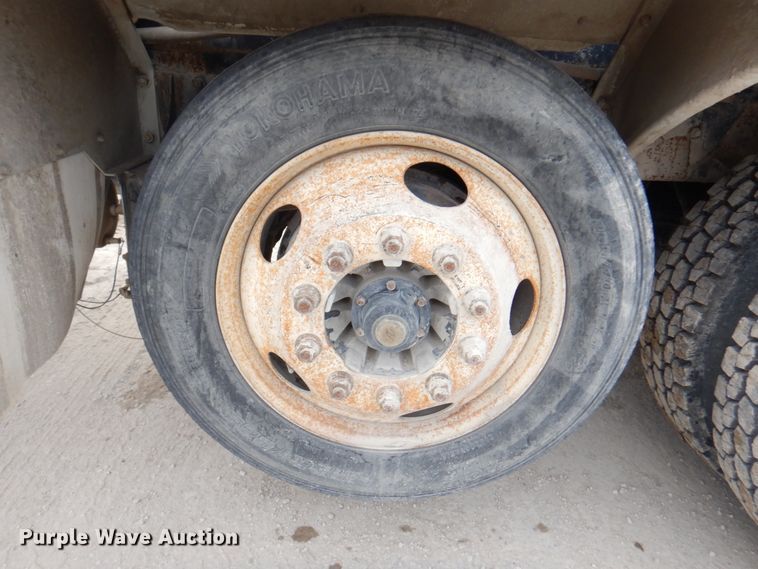 image for item DN1448 2005 Kenworth W900  ready mix truck