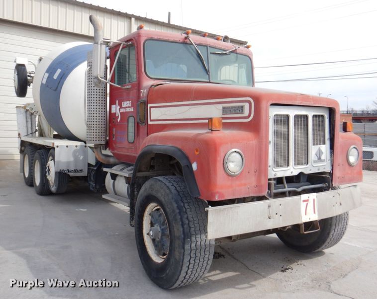 image for item DN1450 1991 International Paystar F5070  ready mix truck