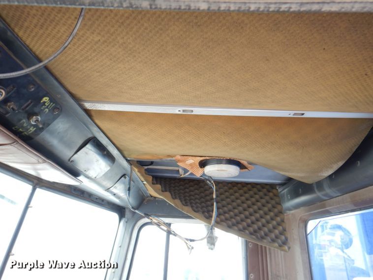 image for item DN1450 1991 International Paystar F5070  ready mix truck