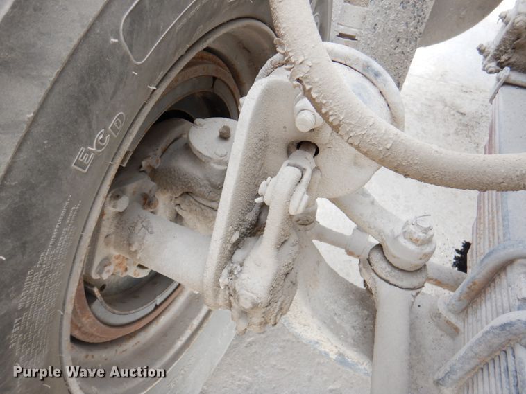 image for item DN1450 1991 International Paystar F5070  ready mix truck