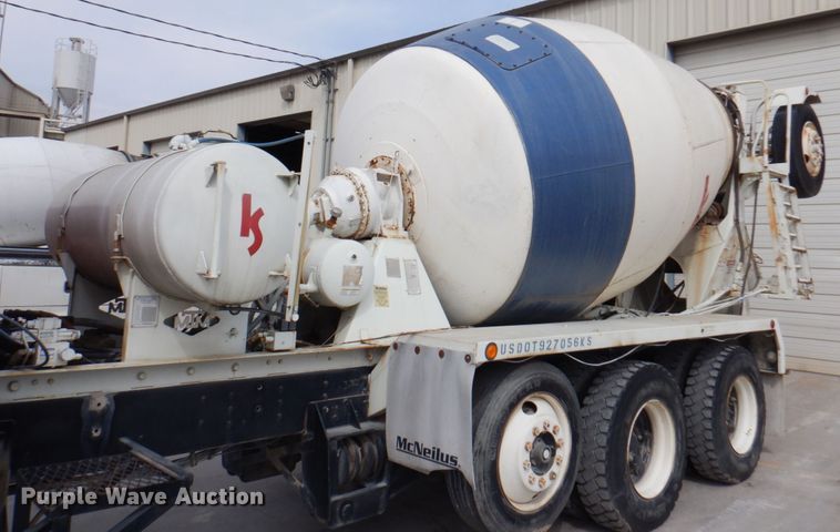 image for item DN1450 1991 International Paystar F5070  ready mix truck