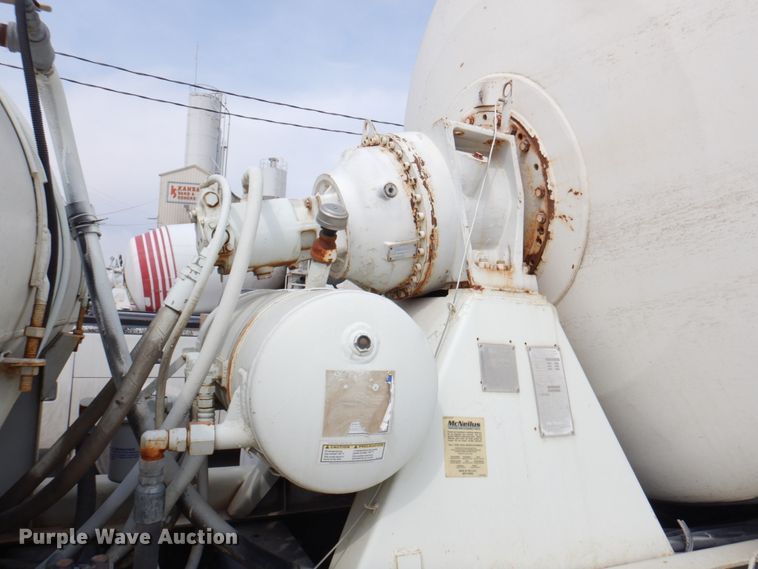 image for item DN1450 1991 International Paystar F5070  ready mix truck