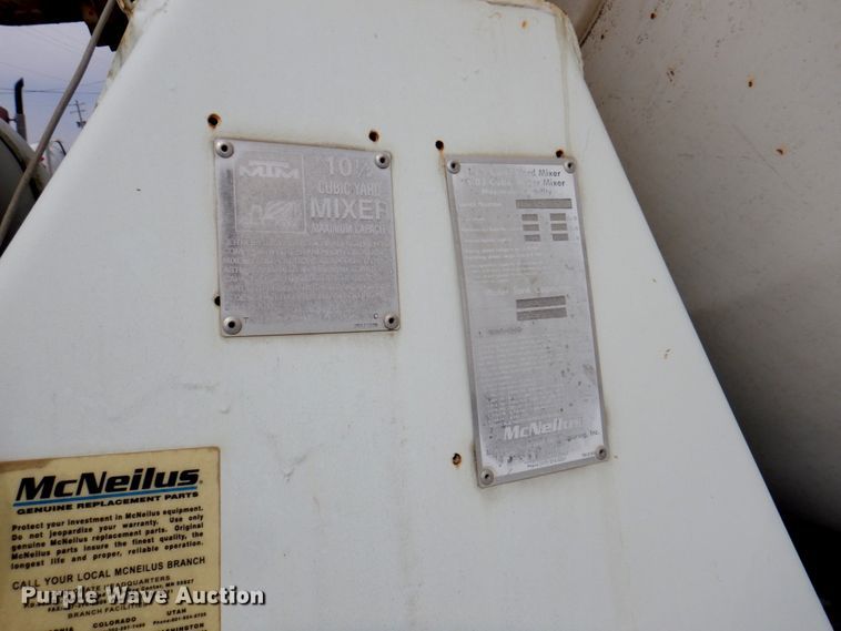 image for item DN1450 1991 International Paystar F5070  ready mix truck