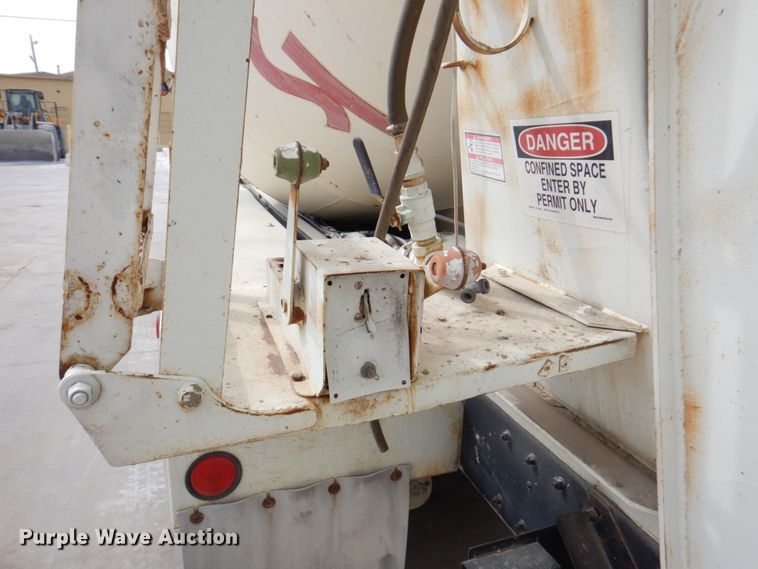 image for item DN1450 1991 International Paystar F5070  ready mix truck