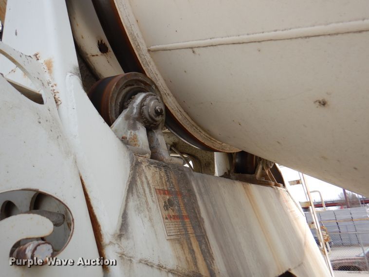 image for item DN1450 1991 International Paystar F5070  ready mix truck