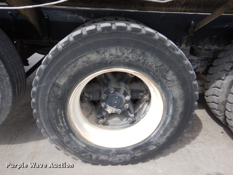 image for item DN1450 1991 International Paystar F5070  ready mix truck