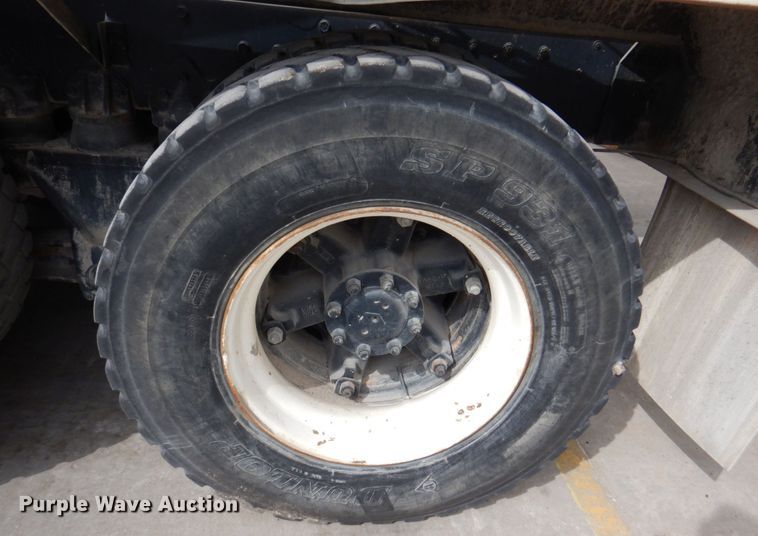 image for item DN1450 1991 International Paystar F5070  ready mix truck