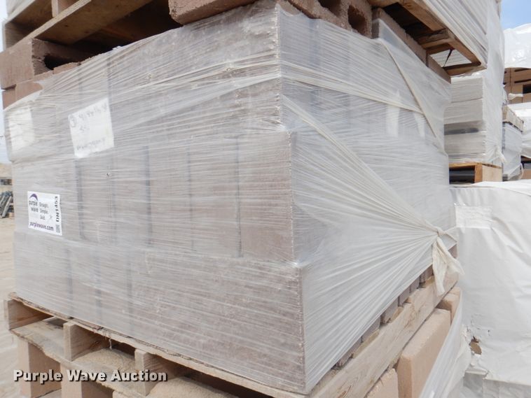 image for item DN1453 Approximately 5,000 concrete blocks