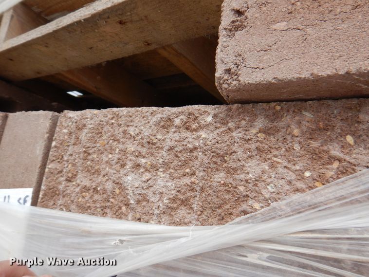 image for item DN1453 Approximately 5,000 concrete blocks