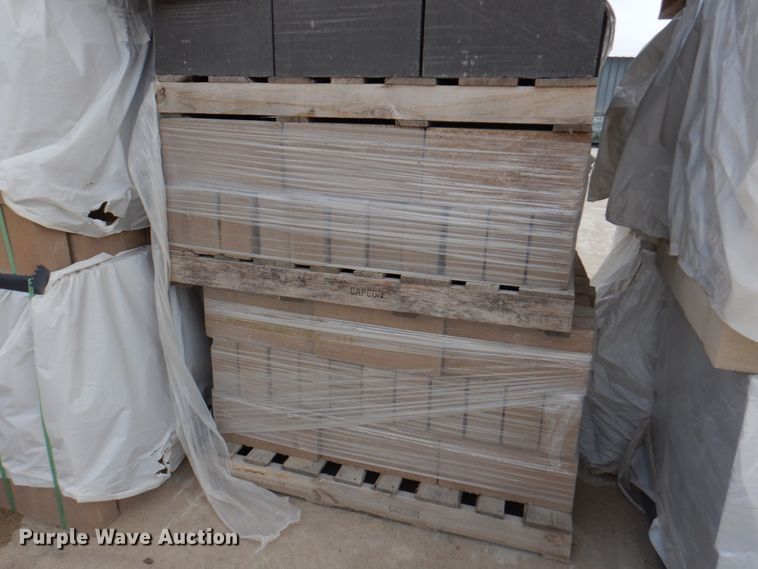 image for item DN1453 Approximately 5,000 concrete blocks