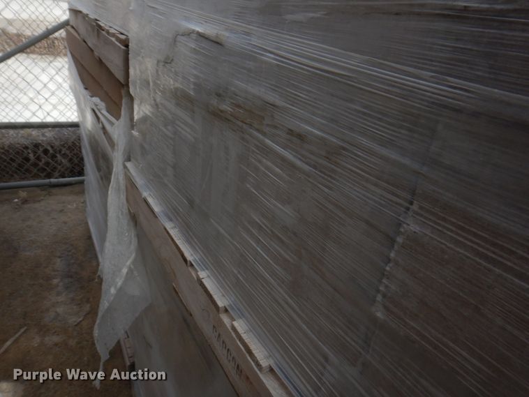 image for item DN1453 Approximately 5,000 concrete blocks