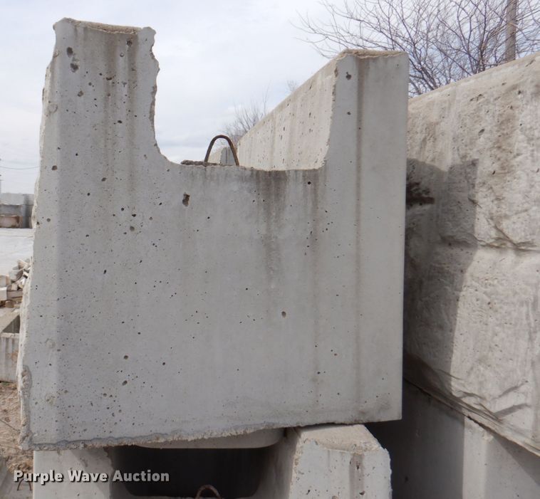 image for item DN1458 (183) wall blocks