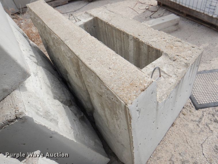 image for item DN1458 (183) wall blocks