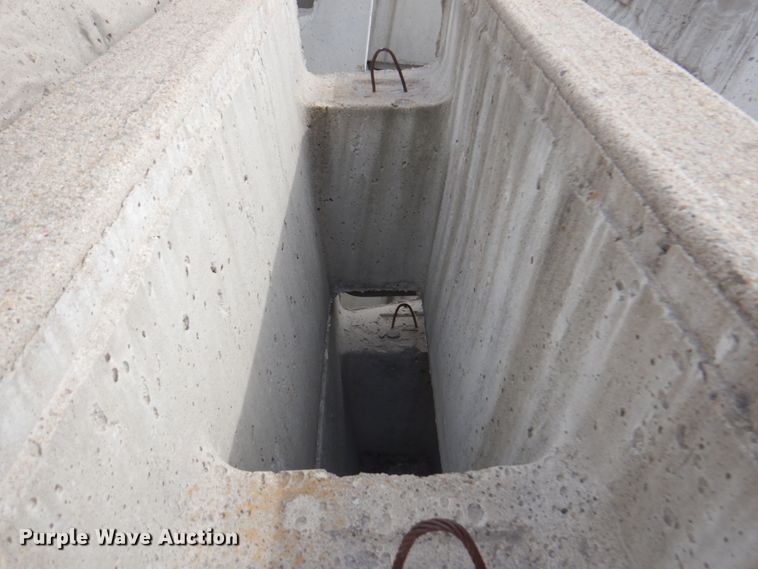 image for item DN1458 (183) wall blocks