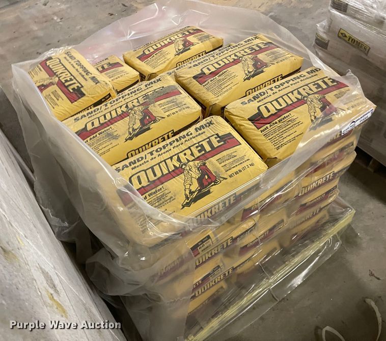 image for item FV9304 (40) bags of Quikrete sand/topping mix