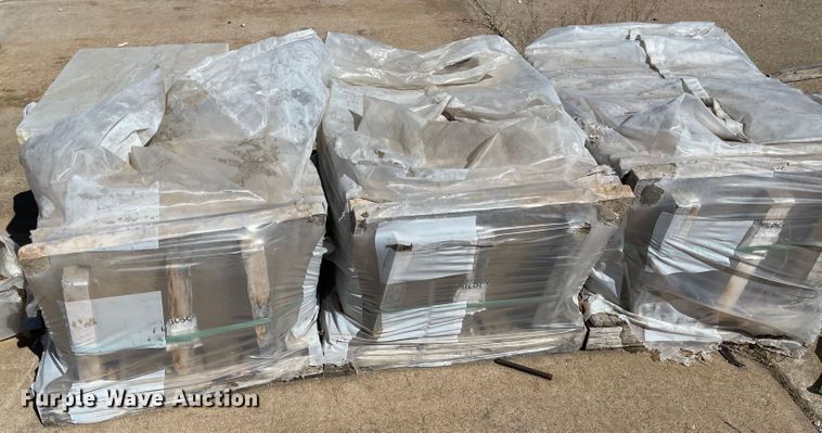 image for item FV9357 (6) pallets of Unilok Riven stone pavers