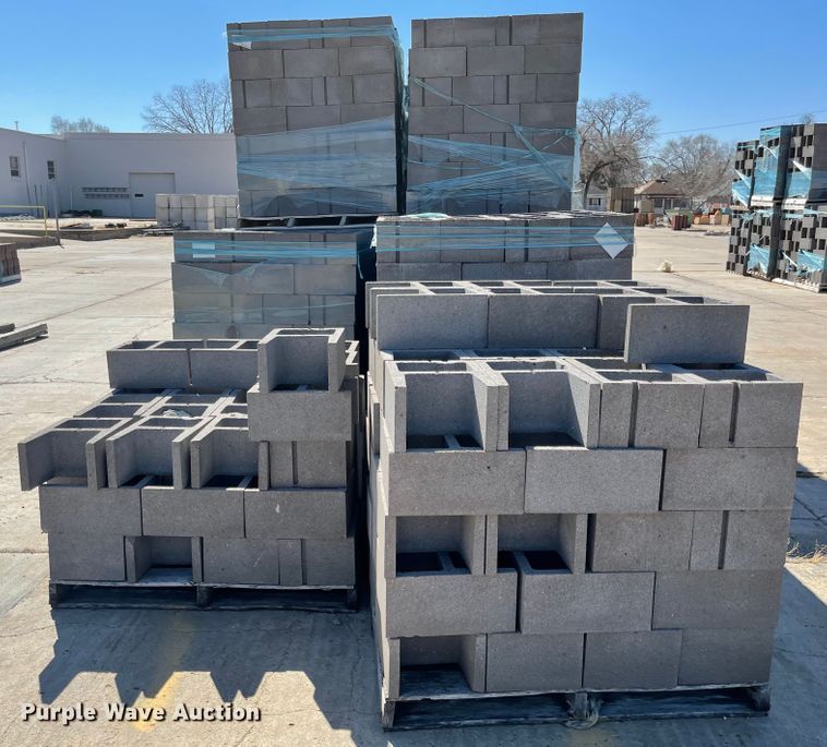 image for item FV9360 Approximately 63 pallets of 12" lightweight ProBlocks