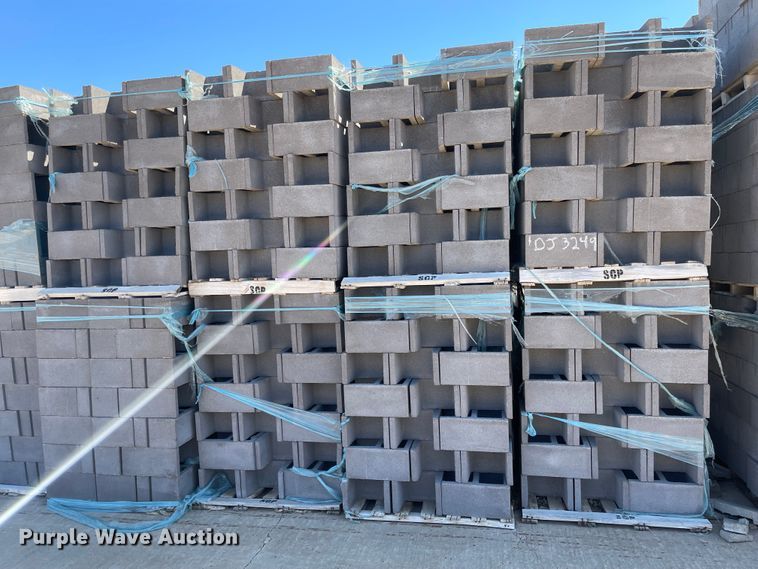 image for item FV9360 Approximately 63 pallets of 12" lightweight ProBlocks