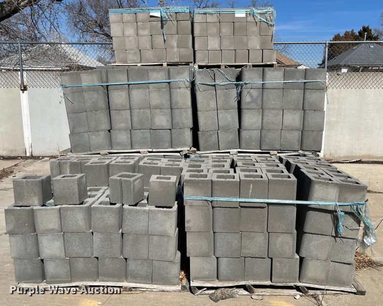 (22) pallets of single bullnose normal weight concrete blocks in Salina