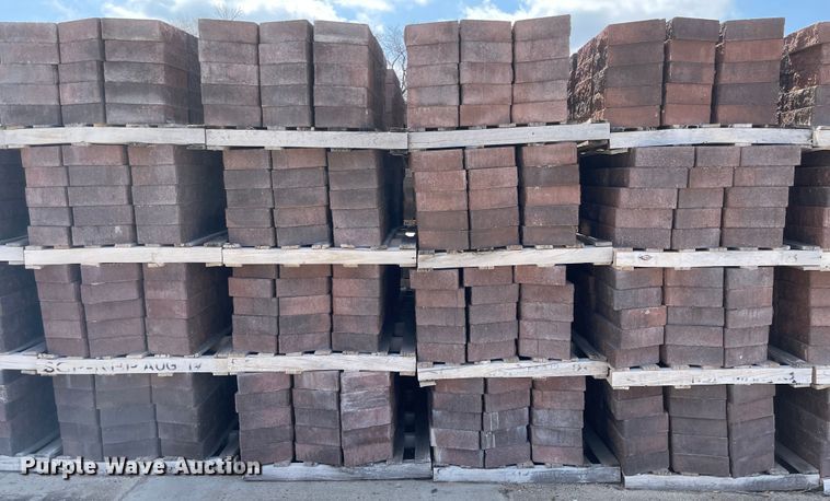 image for item FV9437 Approximately 3,200 retaining wall cap stones