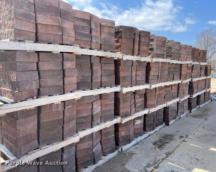 image for item FV9437 Approximately 3,200 retaining wall cap stones