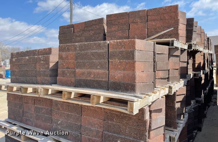 image for item FV9437 Approximately 3,200 retaining wall cap stones