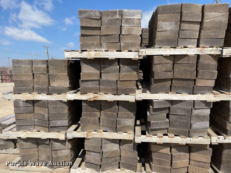 image for item FV9438 Approximately 1,500 retaining wall cap stones