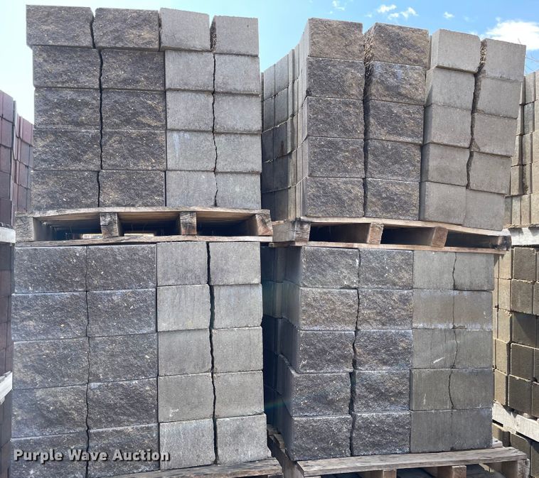 image for item FV9441 (15) pallets of 6" Maytrx L column stones