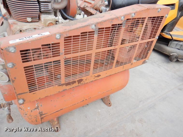 image for item IH9225 Ingersoll Rand 10FGT  air compressor