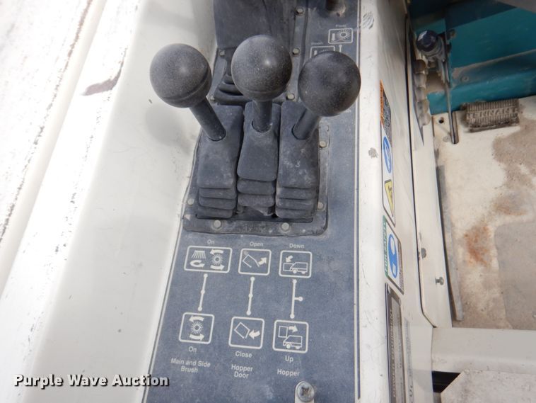 image for item IH9228 Tennant 355  sweeper